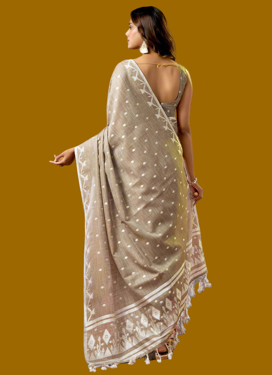 Brown Pure Cotton Jamdani Saree with Floral & Leaf Butti Weaving